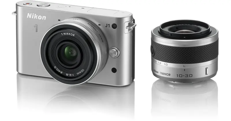 1 J1 Systeemcamera + 10-30mm Lens - Zilver (In doos)