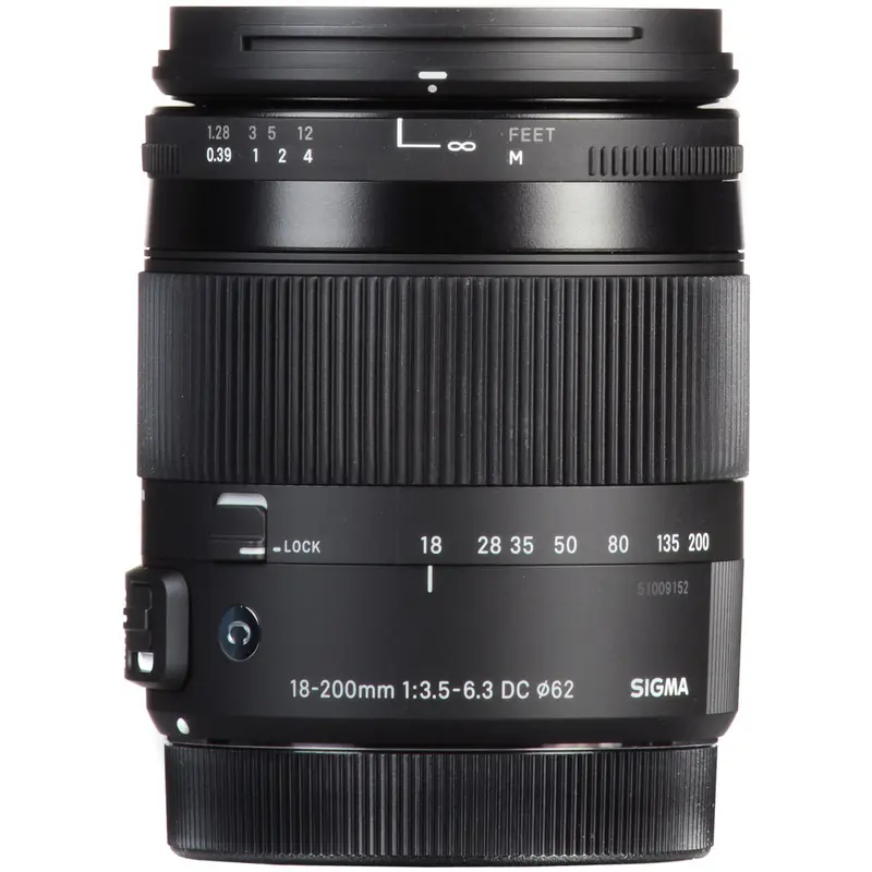 18-200mm f/3.5-6.3 DC MACRO OS HSM voor Canon EF (Incl. LH676-01 Zonnekap)