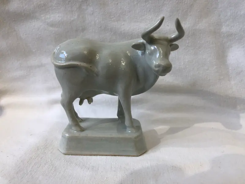 18 th century delft cow