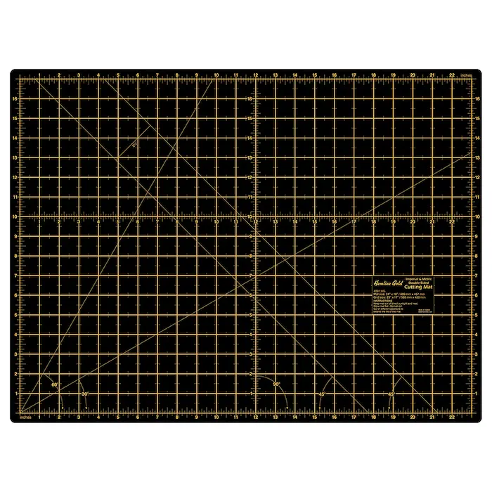 A2 Black Cutting Mat - Hemline Gold