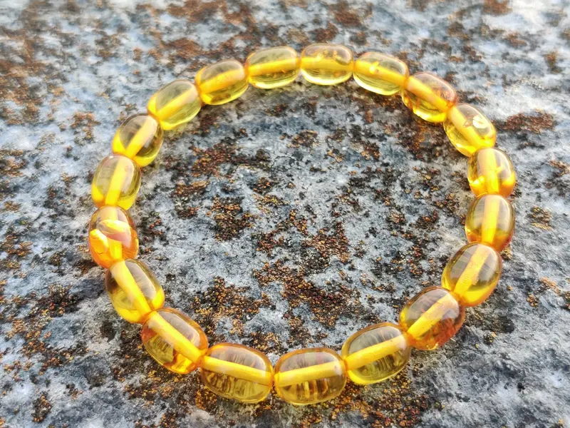 Baltic Sea Amber Bracelet in Light Whiskey Color