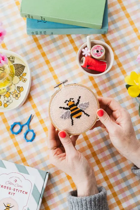 Bumble Bee Cross Stitch Kit - Cotton Clara Craft Kits & Supplies
