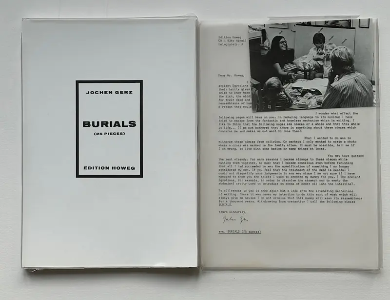 BURIALS (25 pieces).
