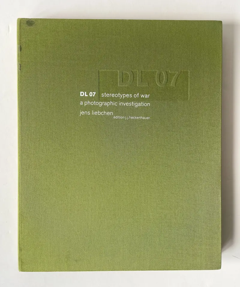 DL 07. Stereotypes of war (Special edition with print)