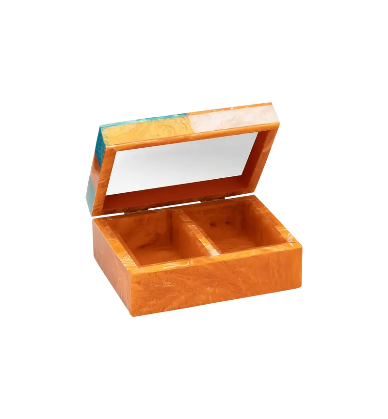 GLEAMING TREASURE BOX