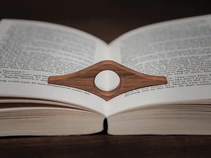 Houten Paginahouder | Massief Notenhout