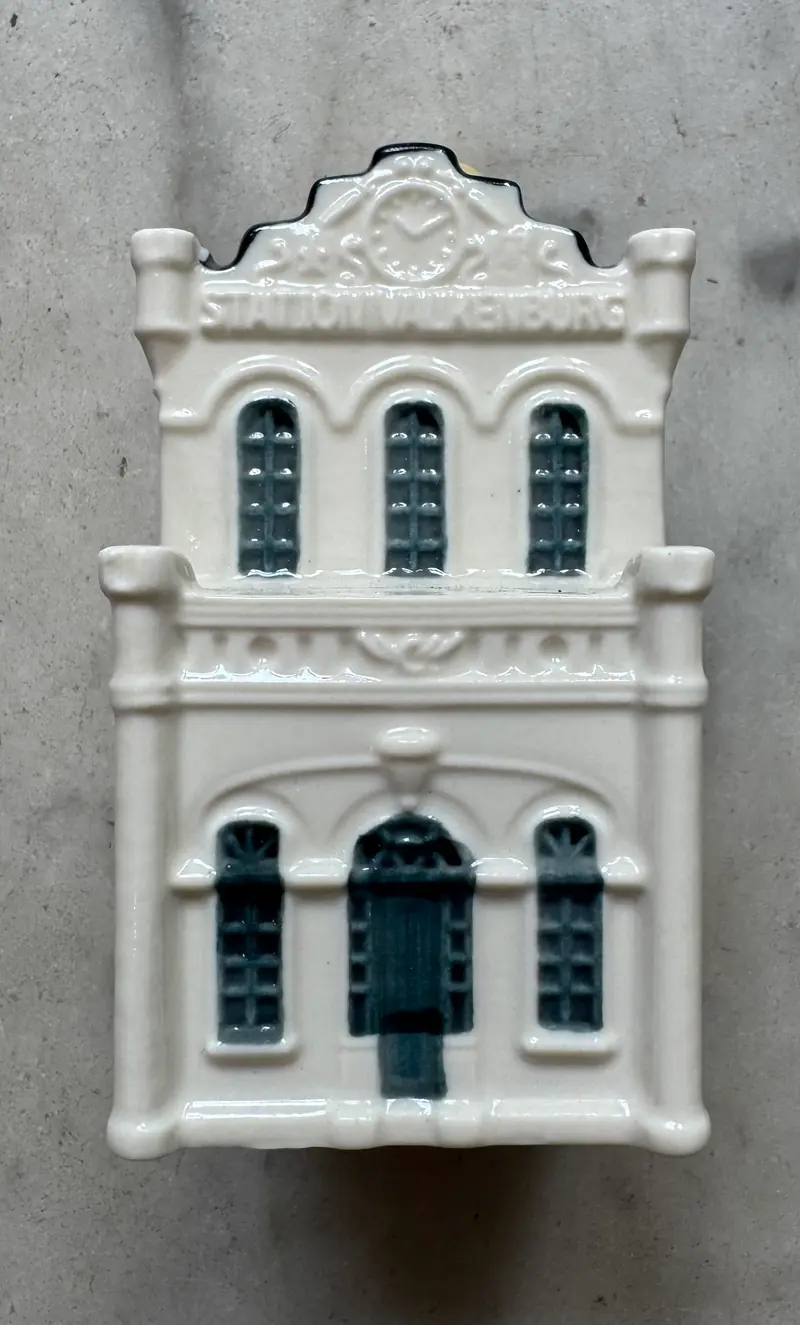 KLM house nr. 104