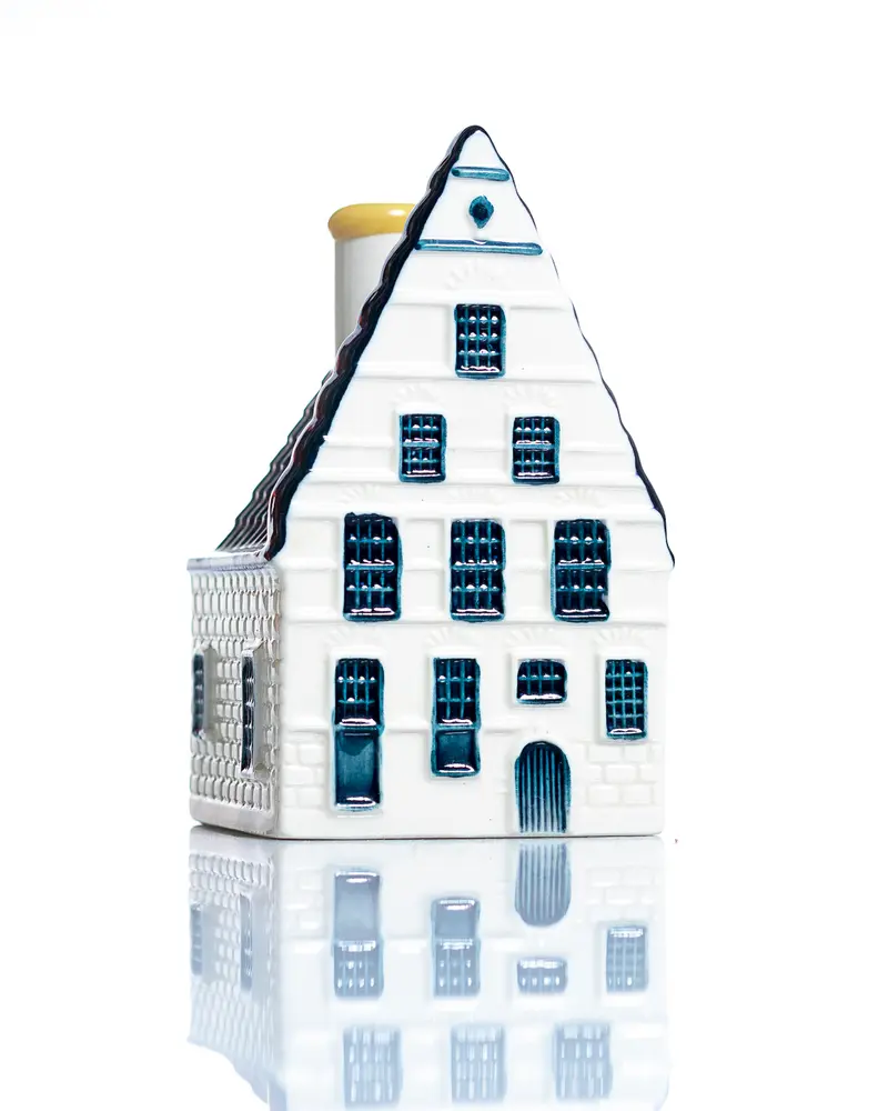 KLM HOUSE Nr. 35 Oude Delft 39 Delft (VOC Building)