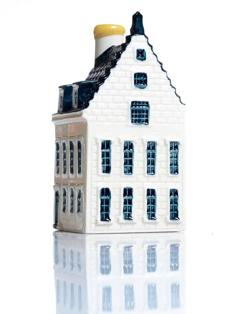 KLM HOUSE Nr. 77 Schoolstraat 2 Breda