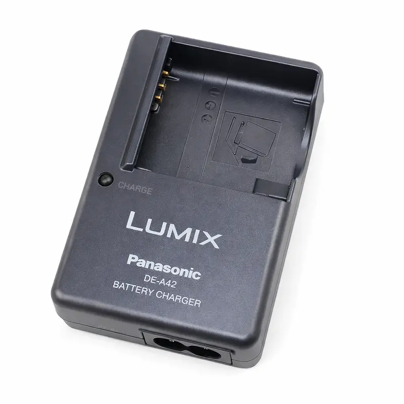 Lumix DE-A42A Acculader voor CGA-S005 / DMW-BCC12 Accu