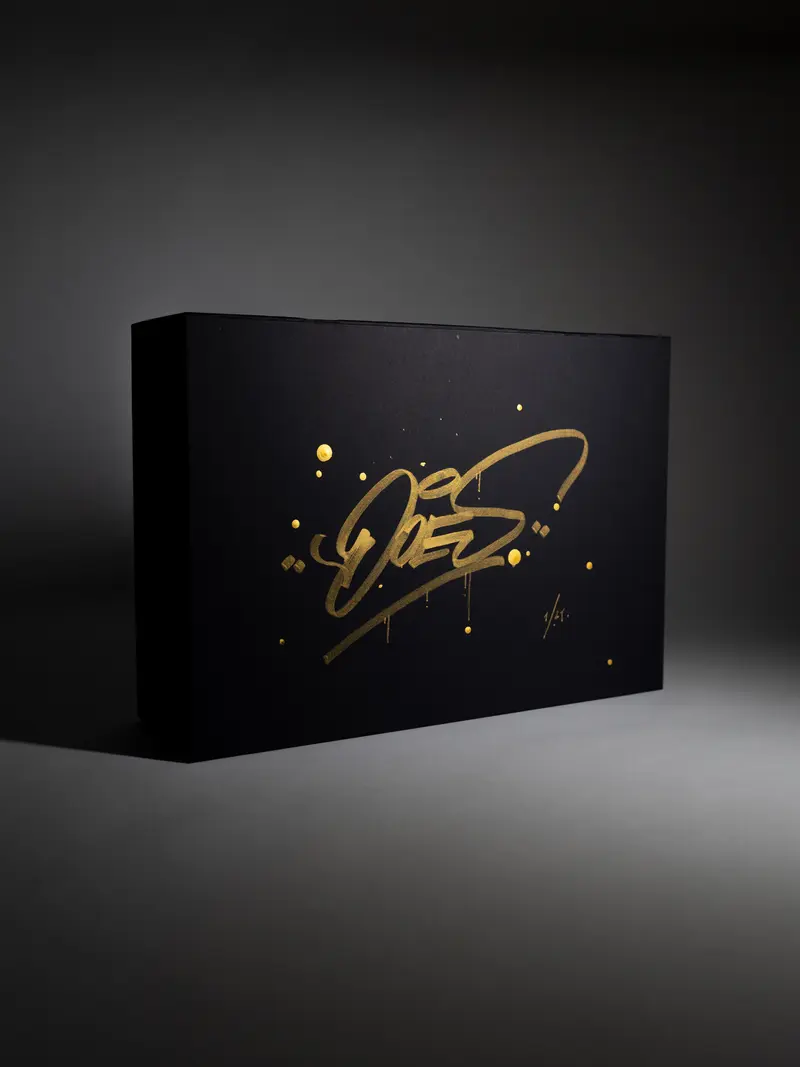 MYSTERY BOX