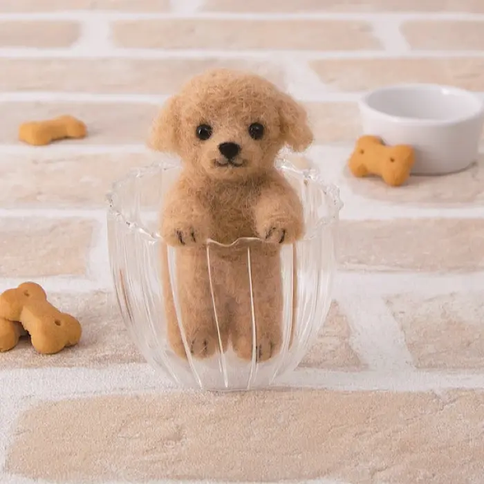 Needle Felting Kit ‘Toy Poodle’ - Hamanaka