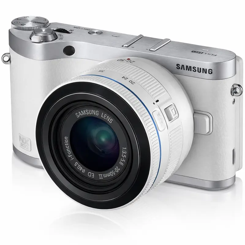NX300 Camera + 20-50mm f/3.5-5.6 ED II Lens - Wit
