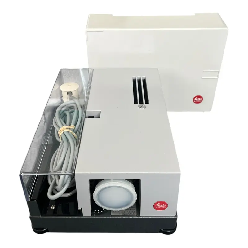 Pradovit Color Projector + Leitz Projection Lens - Hektor 120mm f/2.5