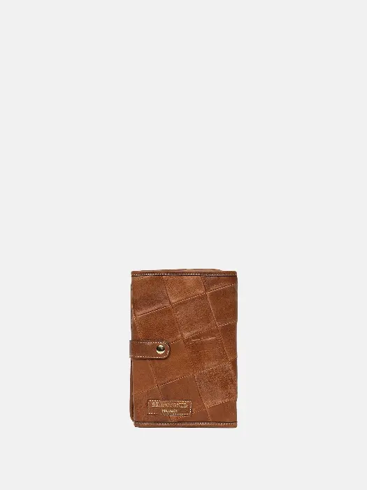 Project 22 Walnut/Gold - RE
