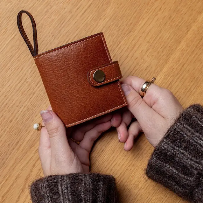 Project 76 Needle Book Walnut - RE