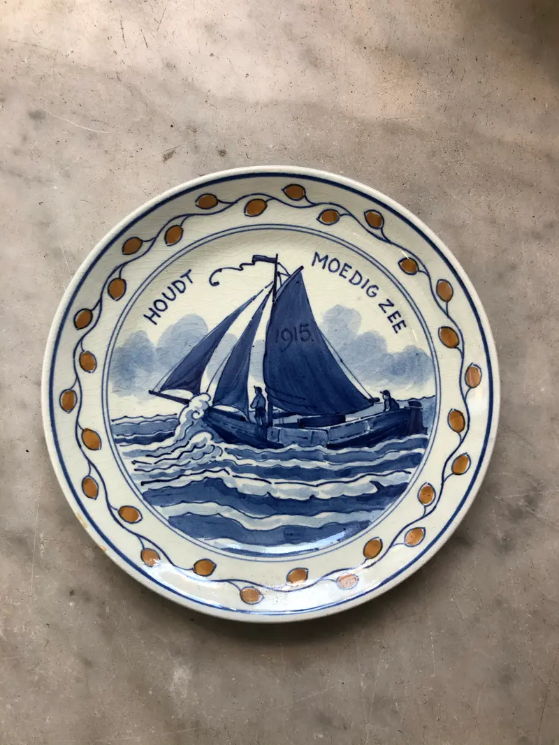 Royal Delft handpainted dutch plate ww1 with ship 1915