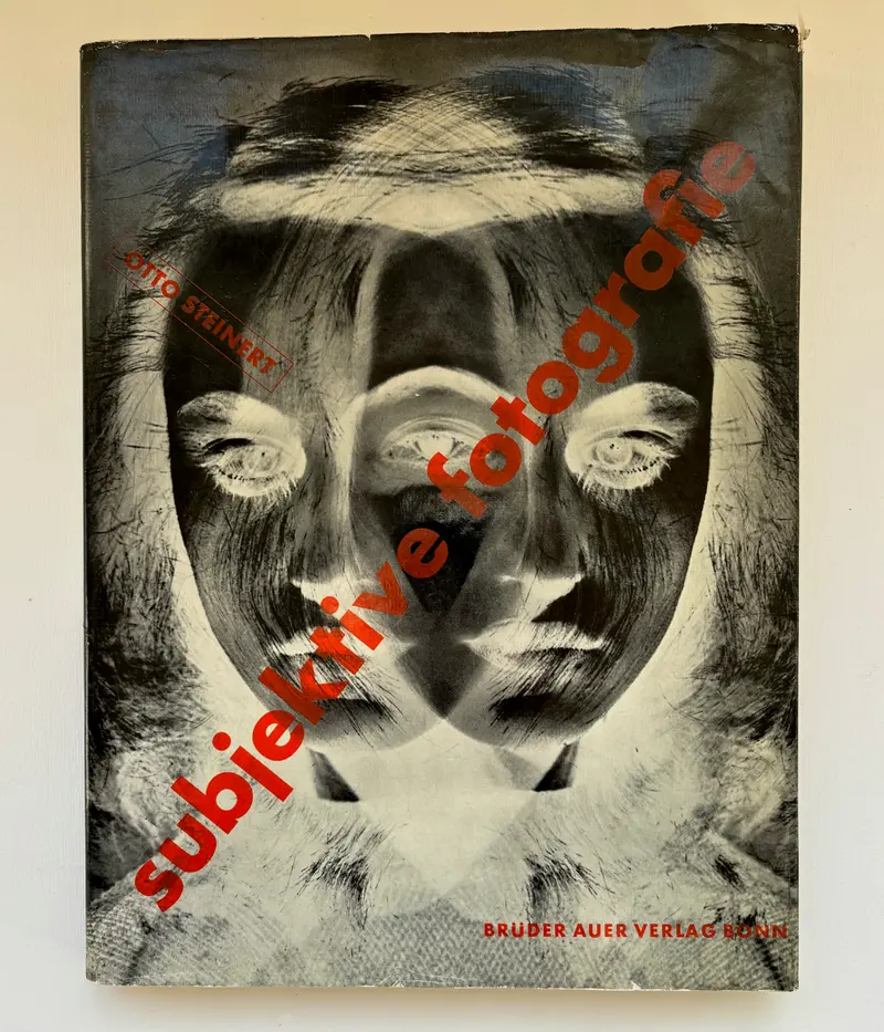 Subjektive Fotografie. Ein Bildband moderner europäischer Fotografie Un recueil de photographies modernes européennes A Collection of Modern European Photography.