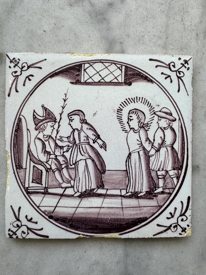 T102)bible delft 18 th century tile