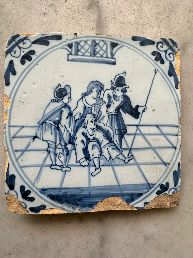 T97 English delft 18 th century bible tile