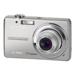 X-790 Digitale Compact Camera - Zilver